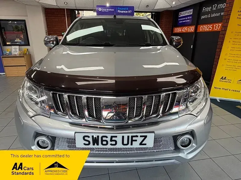 Used Mitsubishi L200 178 HP (130 kW) 2015 Silver Pickup