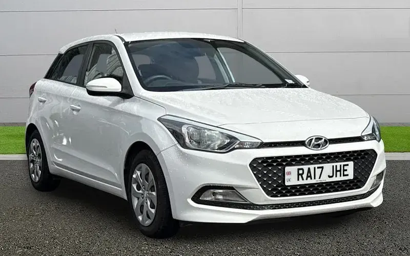 Used Hyundai i20 84 HP (61 kW) 2017 Hatchback