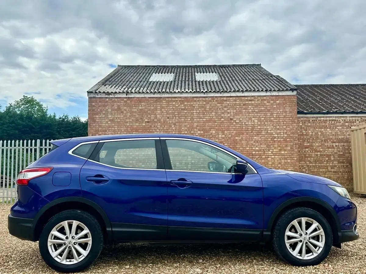 Used Nissan Qashqai Acenta 2014 Blue SUV