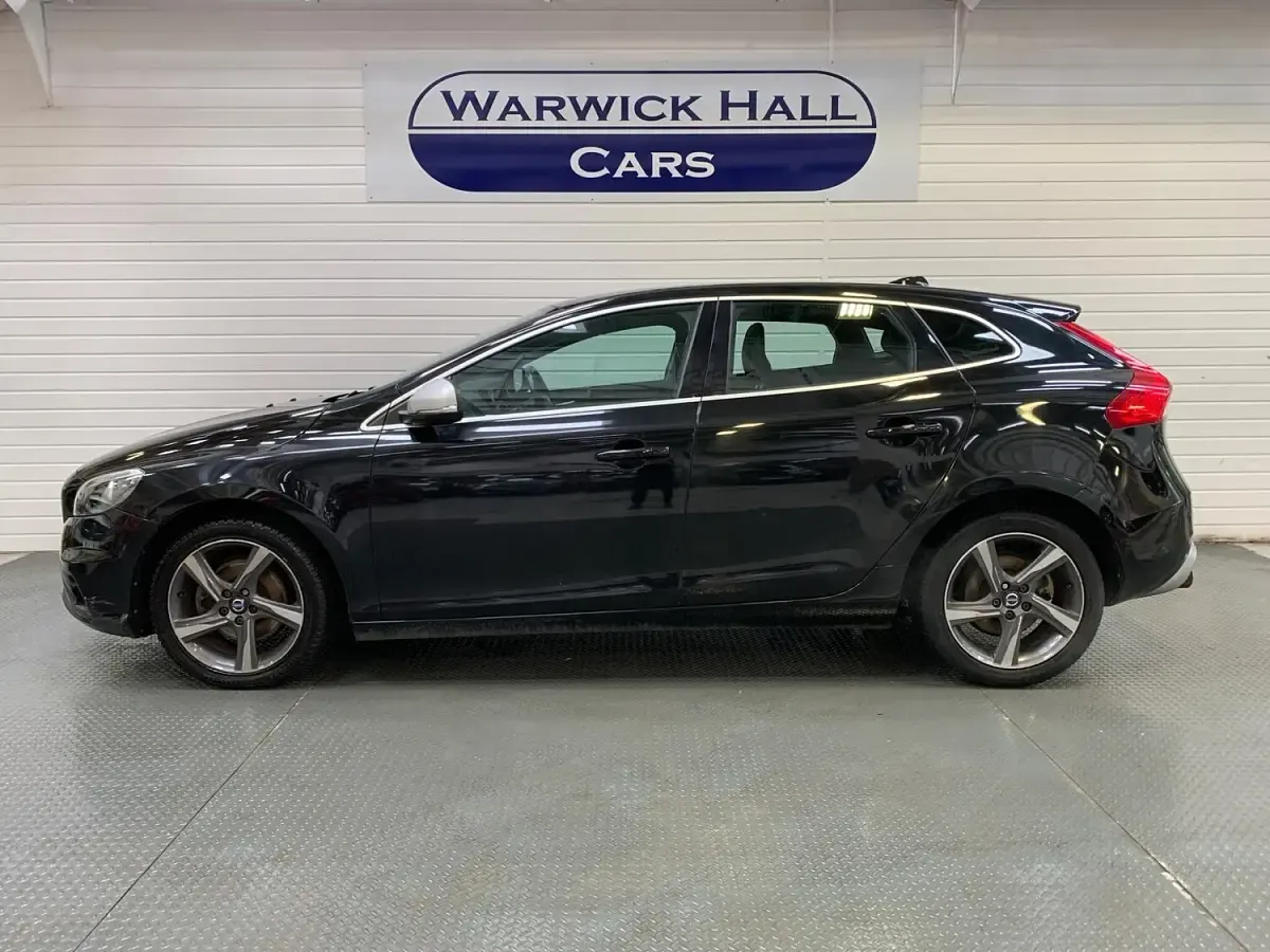 Used Volvo V40 R-Design 2016 Black Hatchback