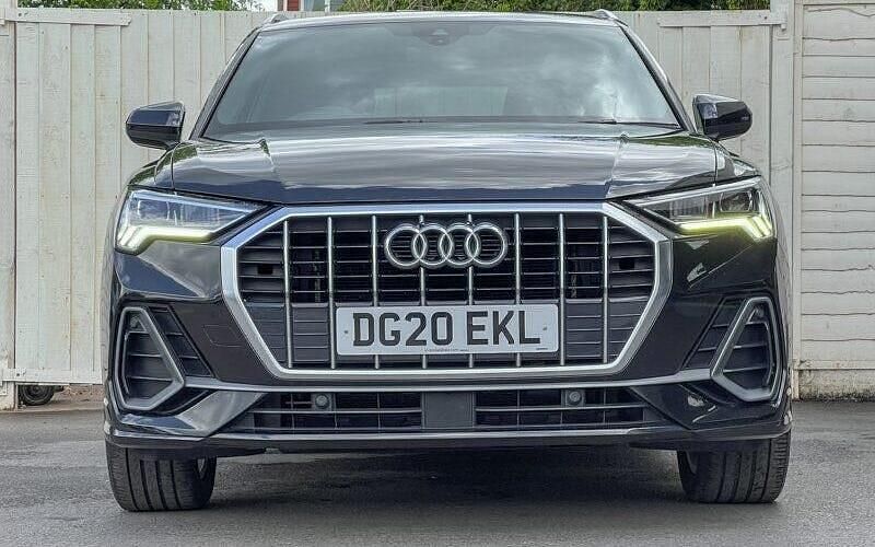 Begagnad Audi Q3 S-Line 150 HK (110 kW) 2023 SUV
