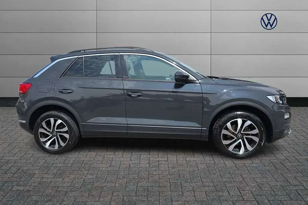 Used VW T-Roc Active 108 HP (79 kW) 2022 Grey SUV