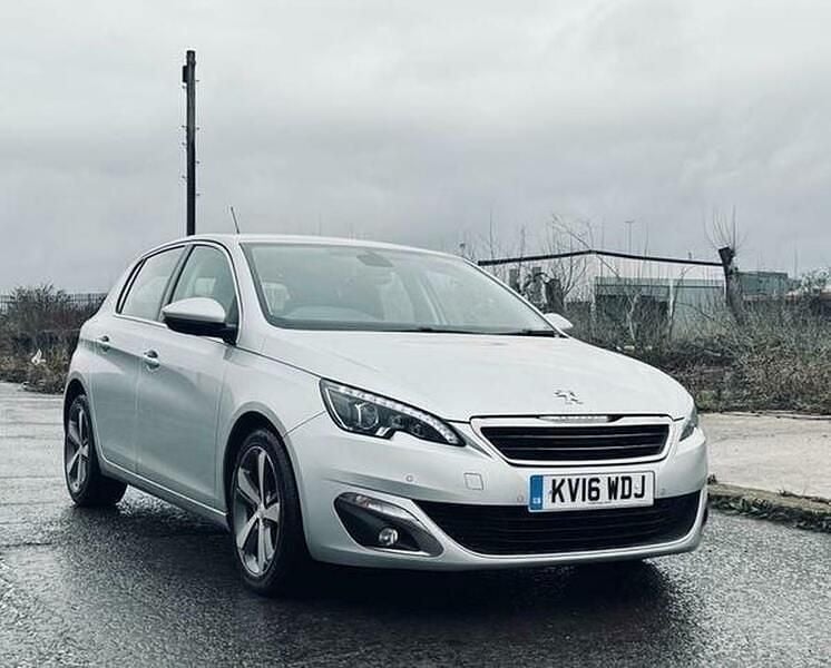 Silver Used 2016 Peugeot 308 Allure Hatchback | £7,000 (Fair price) - Image 1/4