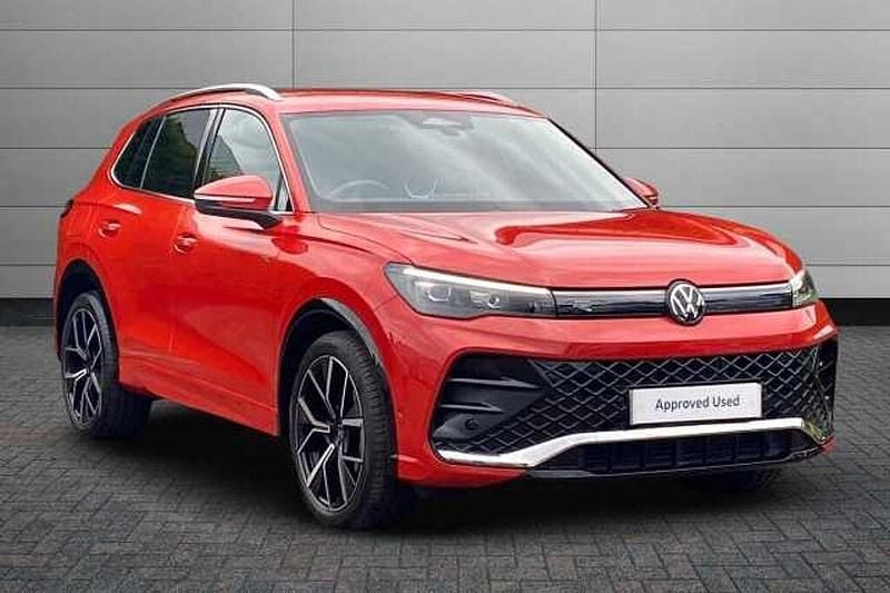 Red Used 2025 VW Tiguan R-line SUV | £37,195 (Expensive) - Image 1/4
