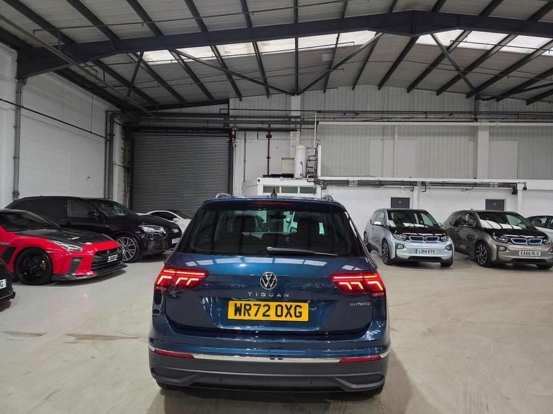 Used VW Tiguan S 242 HP (177 kW) 2022 Blue SUV