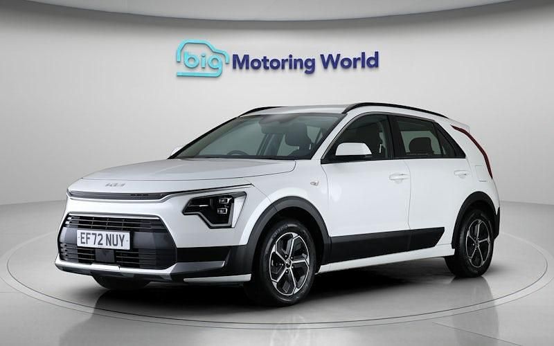 Used Kia Niro 141 HP (103 kW) 2023 White SUV