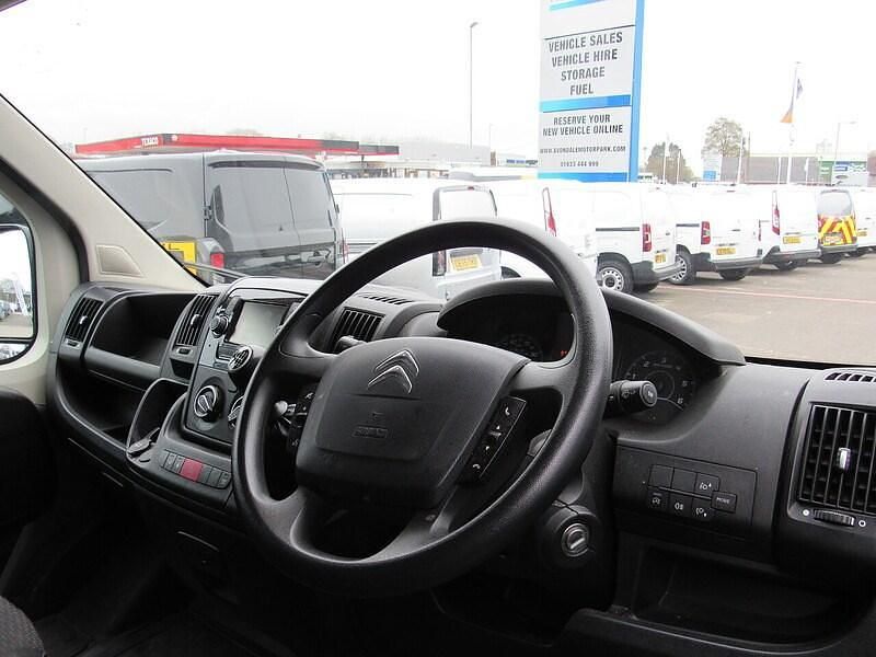 Used Citroën Relay 140 HP (102 kW) 2021 Grey Van