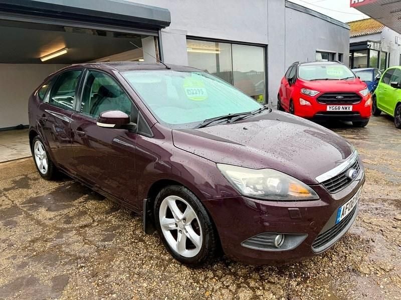 Used Ford Focus Zetec 2008 Red Hatchback