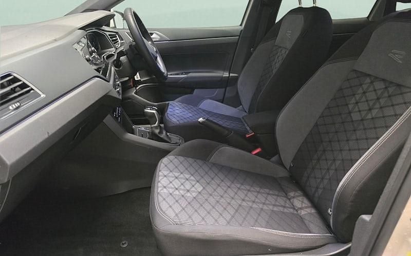 Used VW Polo R-line 95 HP (69 kW) 2026 Hatchback