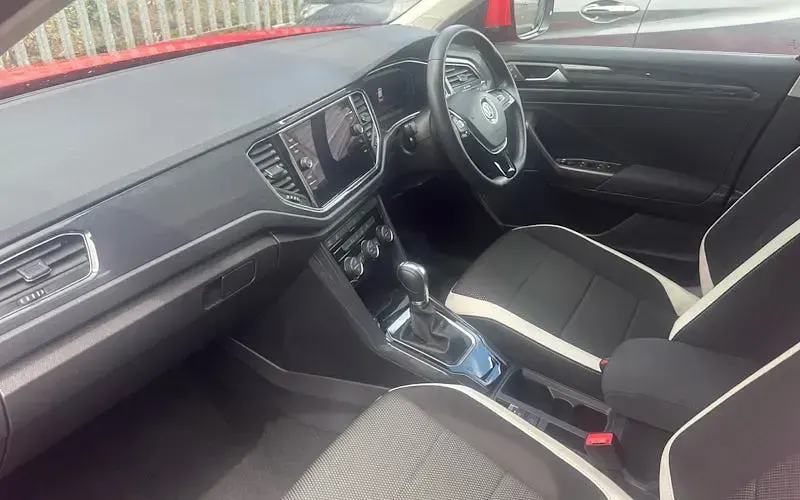 Used VW T-Roc SEL 150 HP (110 kW) 2021 SUV