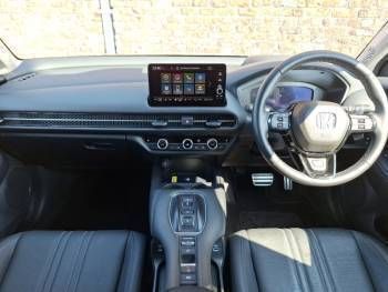 Used Honda ZR-V Advance 184 HP (135 kW) 2023 Red SUV