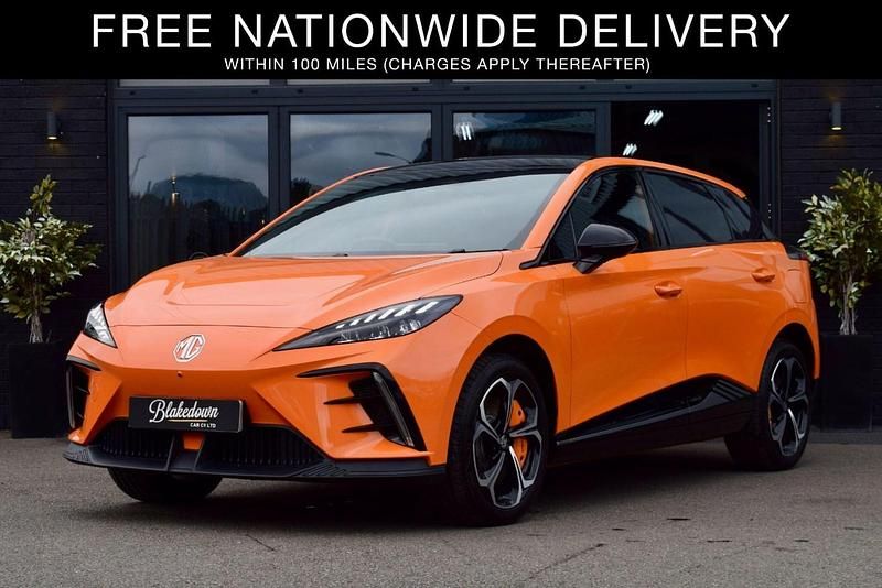 Orange Used 2025 MG MG4 EV Hatchback | £22,999 (A bit pricey) - Image 1/4