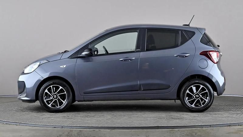 Used Hyundai i10 GO! 66 HP (48 kW) 2018 Grey Hatchback