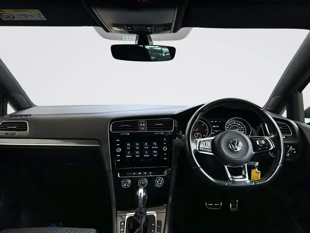 Używany VW Golf VII R-line 150 KM (110 kW) 2019 Niebieski Hatchback