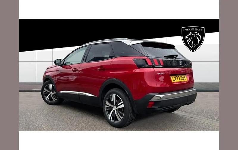 Used Peugeot 3008 Allure+ 128 HP (94 kW) 2022 Red SUV