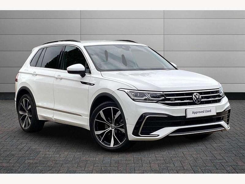 White Used 2023 VW Tiguan R-line SUV | £27,450 (Fair price) - Image 1/4