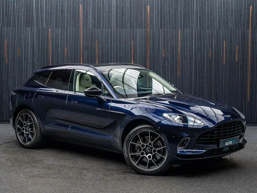 Used Aston Martin DBX 550 HP (404 kW) 2021 Blue SUV