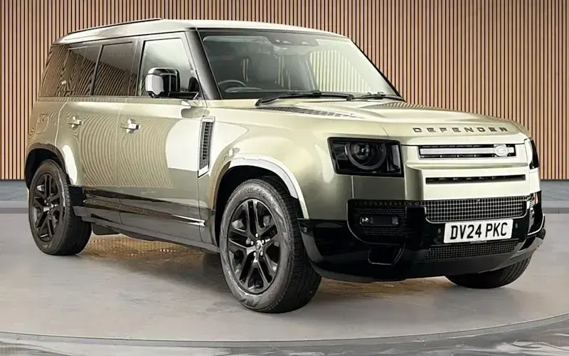 Used Land Rover Defender HSE Dynamic 250 HP (183 kW) 2024 SUV