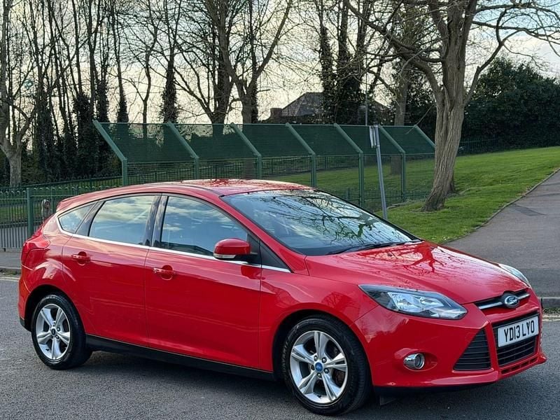 Used Ford Focus Zetec 2013 Red Hatchback