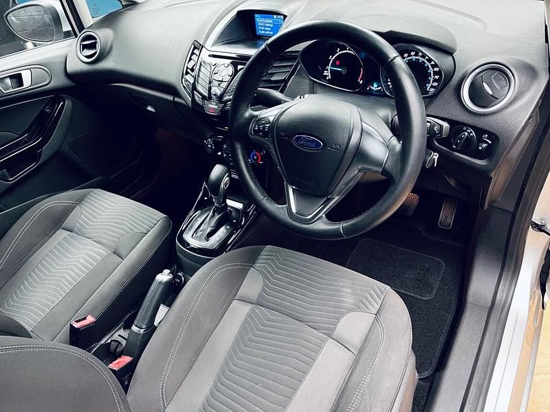 Used Ford Fiesta Zetec 2016 Silver Hatchback