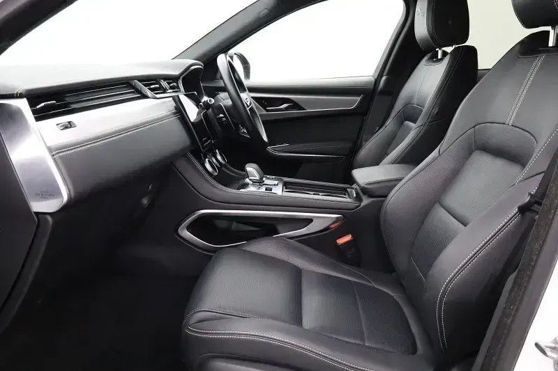 Begagnad Jaguar F-Pace R-Dynamic 2022 Vit SUV