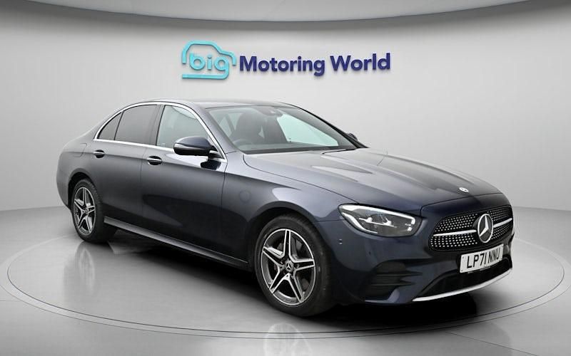 Used Mercedes E300 AMG line 320 HP (235 kW) 2022 Blue Sedan