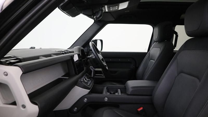 Image 3/4