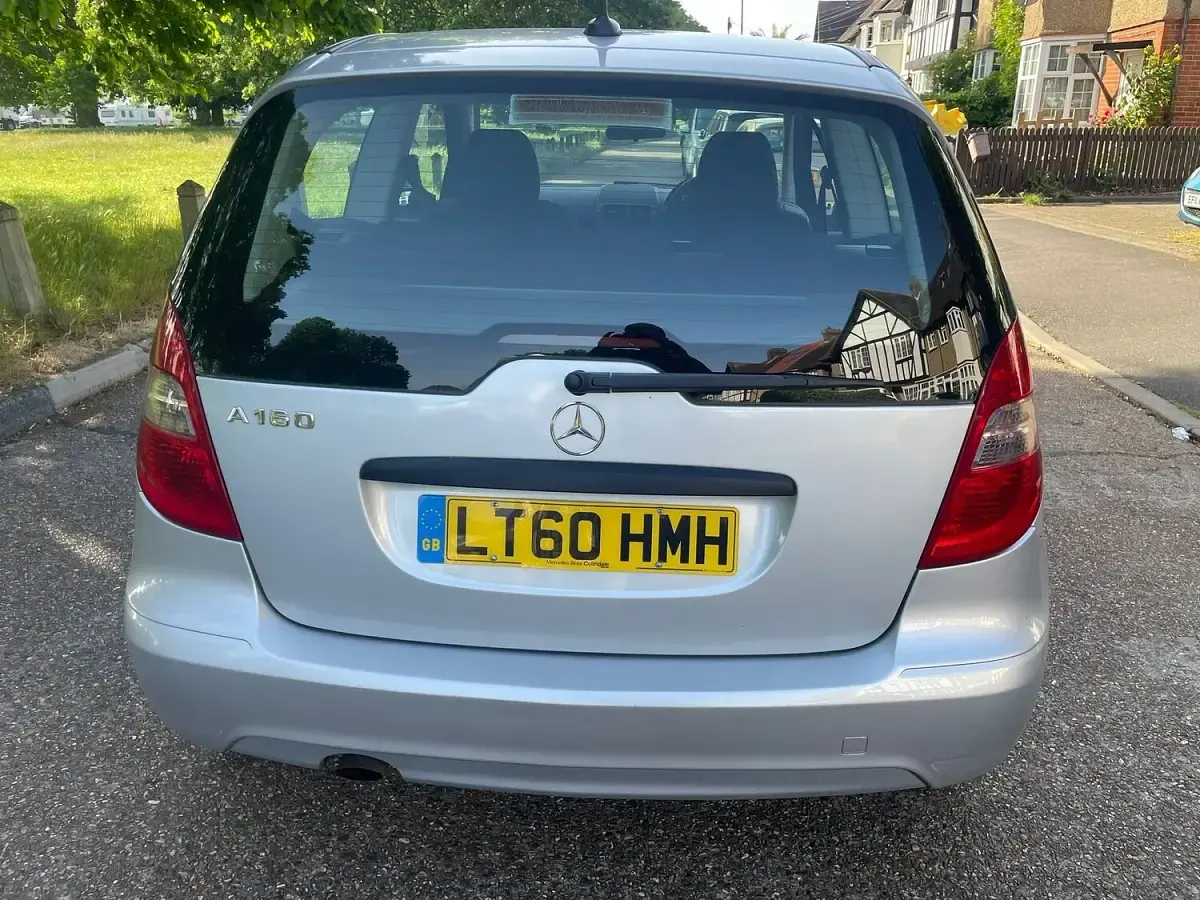 Used Mercedes A160 Classic 95 HP (69 kW) 2010 Silver Hatchback