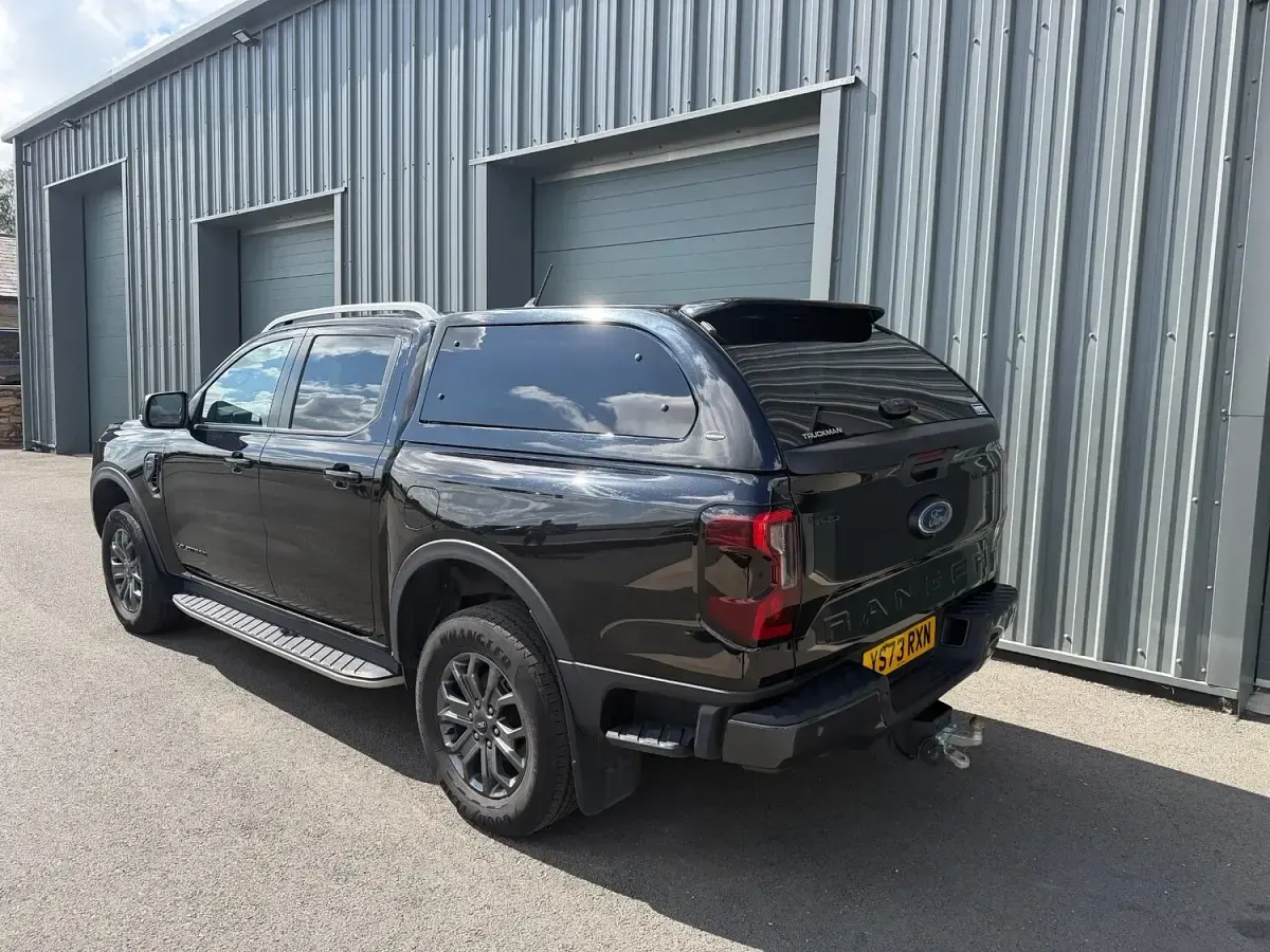 Used Ford Ranger Wildtrack 205 HP (150 kW) 2023 Black Pickup