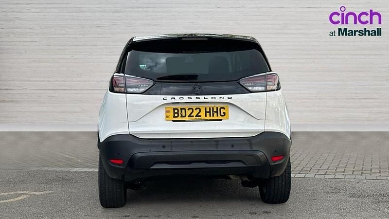 Used Vauxhall Crossland GS Line 110 HP (80 kW) 2022 White SUV