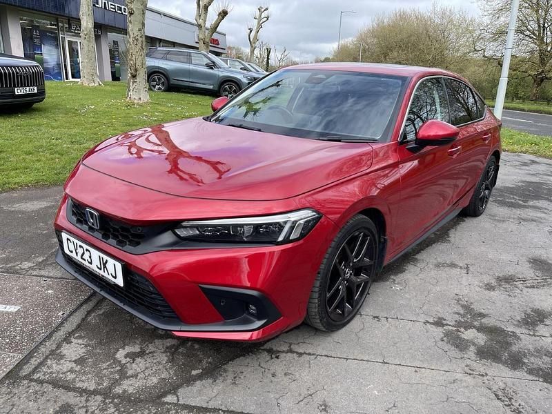 Used Honda Civic Advance 181 HP (133 kW) 2023 Red Hatchback