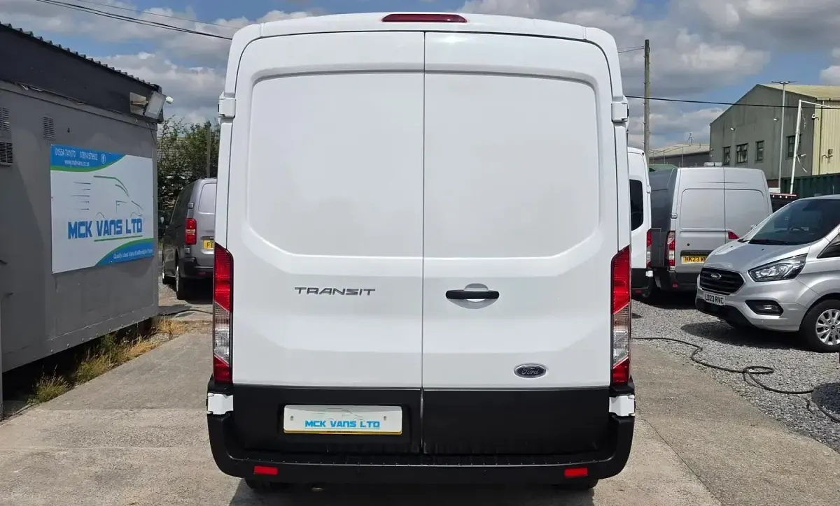 Used Ford Transit Trend 130 HP (95 kW) 2024 White Van