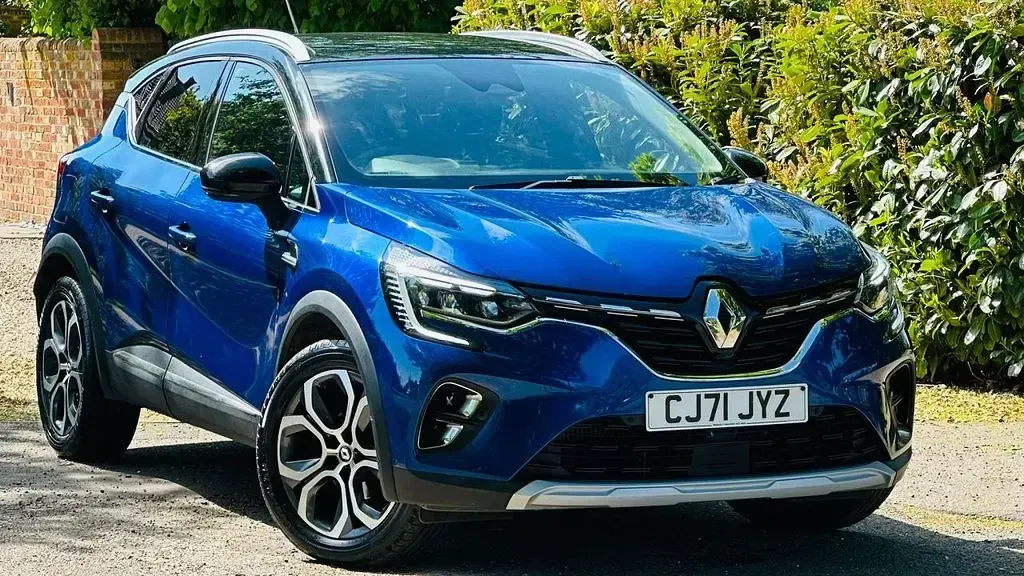 Used Renault Captur Version S 90 HP (66 kW) 2022 Blue/black SUV