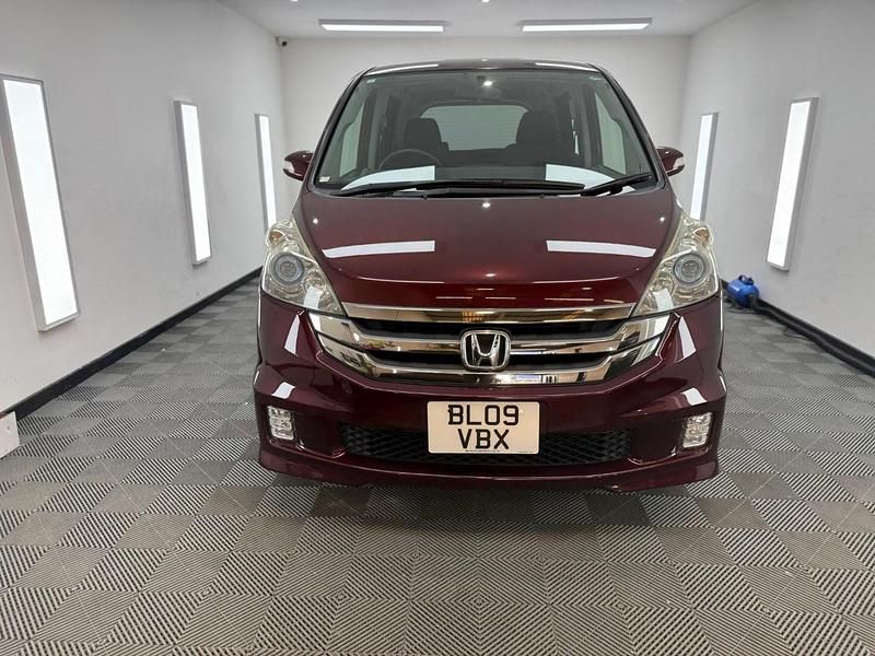 Maroon Used 2025 Honda Stepwgn MPV | £6,000 - Image 1/4