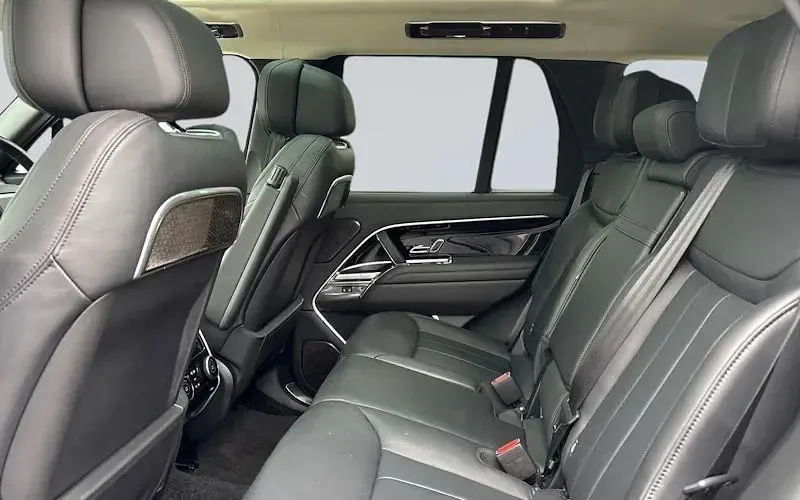 Used Land Rover Range Rover Autobiography 300 HP (220 kW) 2026 SUV