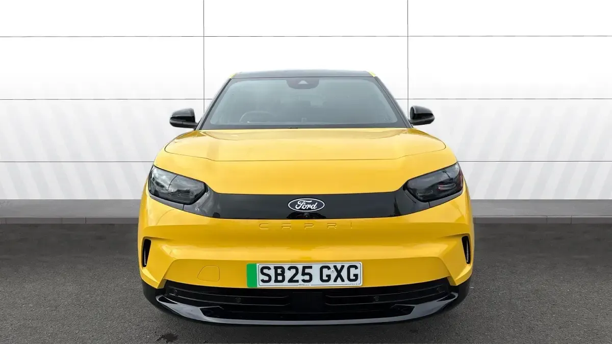 Used Ford Capri Premium 210 kW (286 HP) 2025 Yellow SUV