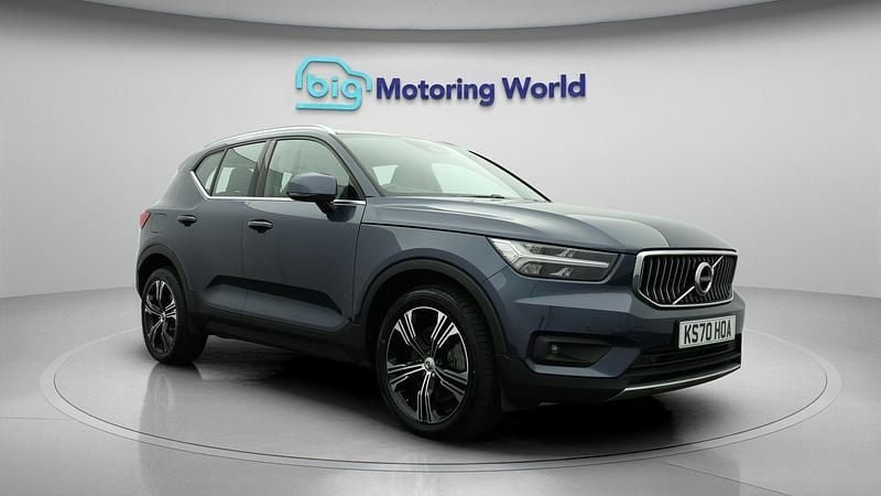 Used 2020 Volvo XC40 Inscription SUV | £20,000 (Fair price) - Image 1/4