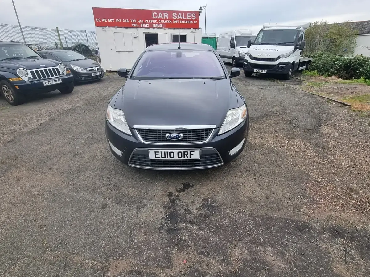 Used Ford Mondeo Zetec 145 HP (106 kW) 2011 Grey Sedan