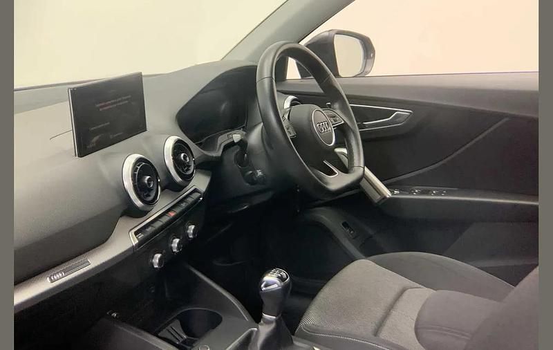 Used Audi Q2 Sport 150 HP (110 kW) 2021 Grey SUV
