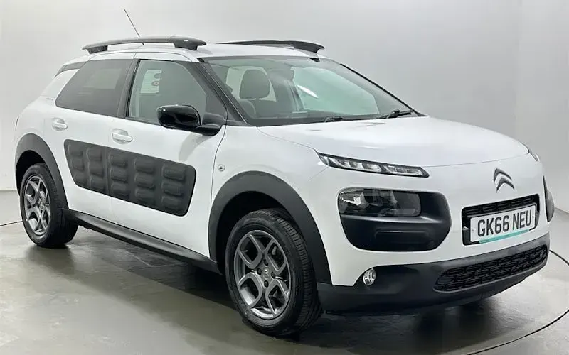 Gebraucht Citroën C4 Cactus Feel 100 PS (73 kW) 2016 Kleinwagen