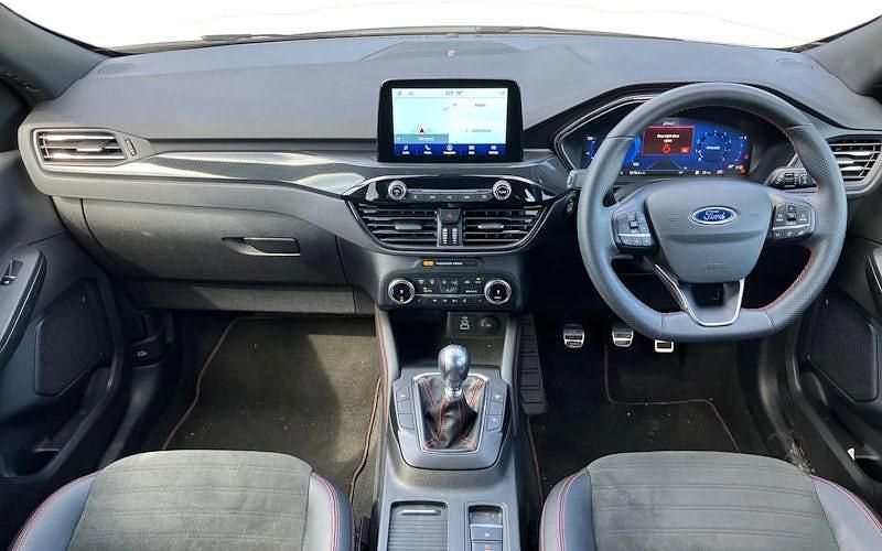 Begagnad Ford Kuga ST-Line 150 HK (110 kW) 2023 Vit SUV