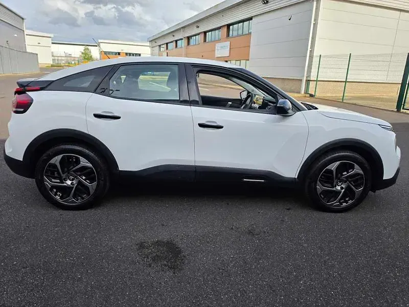 Used Citroën C4 PureTech 2023 White SUV