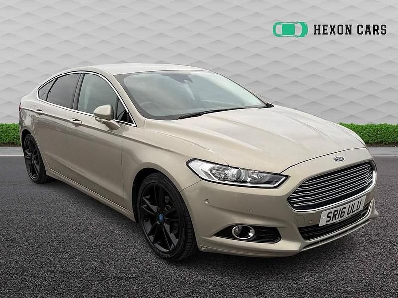 Silver Used 2016 Ford Mondeo Titanium Hatchback | £6,295 (Fair price) - Image 1/3