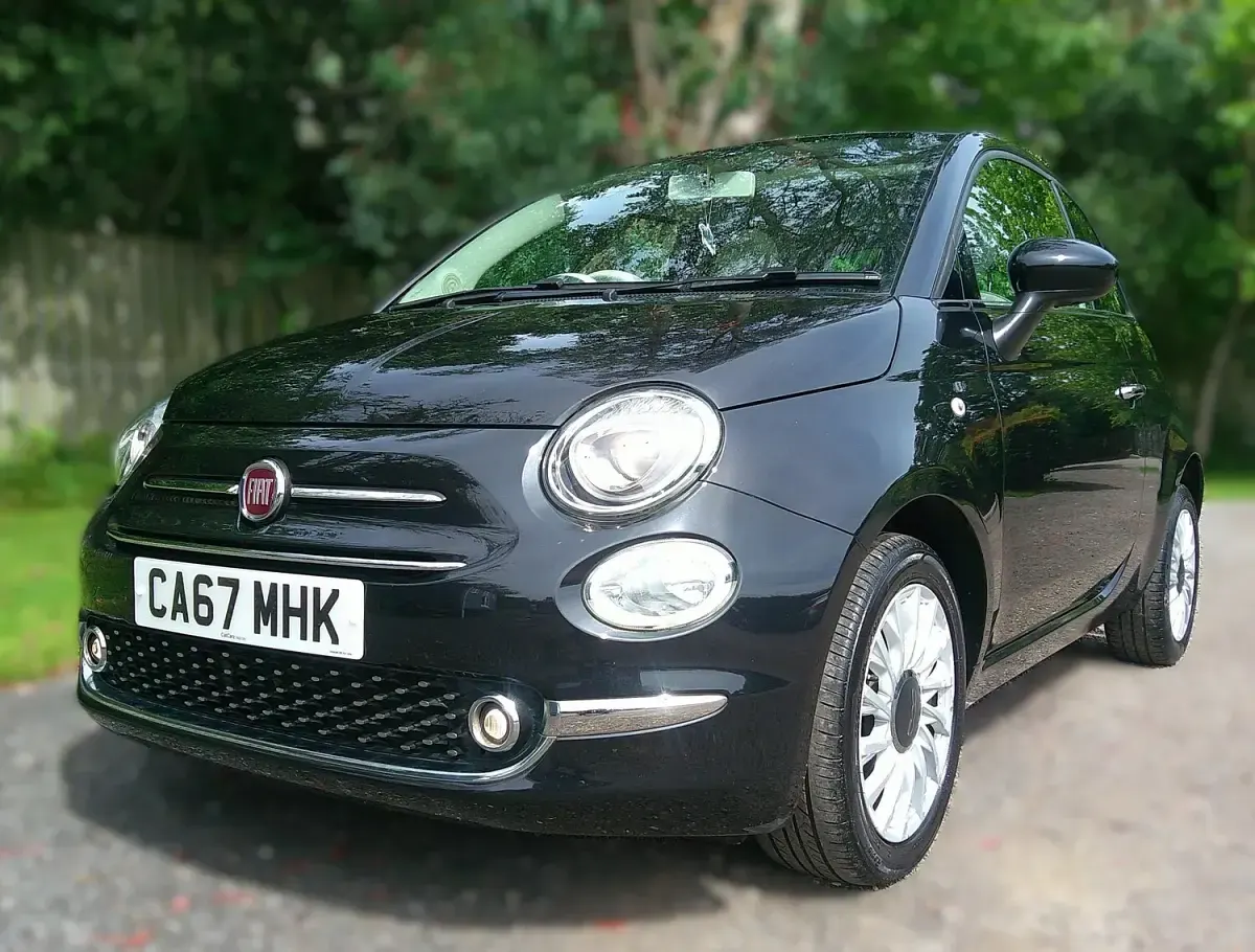 Used Fiat 500 Lounge 69 HP (50 kW) 2017 Black Hatchback