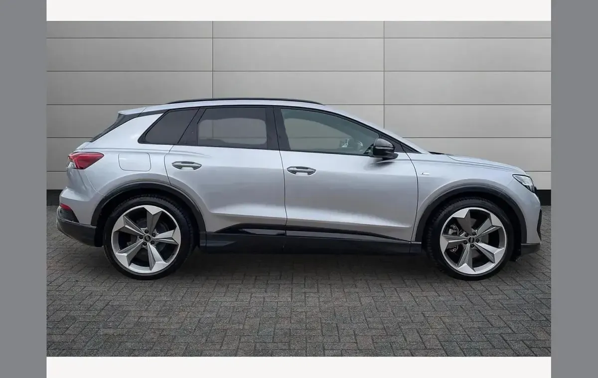 Used Audi Q4 e-tron Black Edition 246 kW (335 HP) 2024 Floret silver SUV