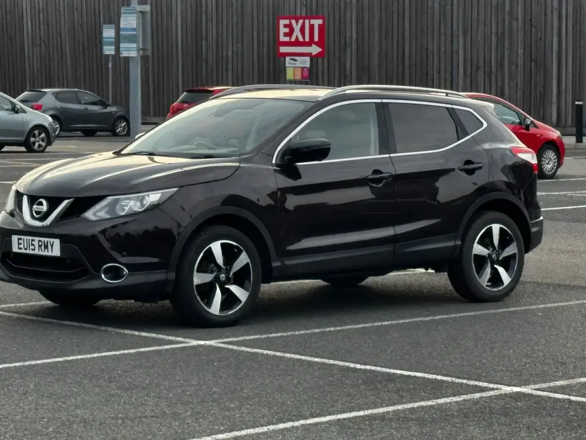 Second-hand Nissan Qashqai N-TEC 115 CP (84 kW) 2015 Negru SUV