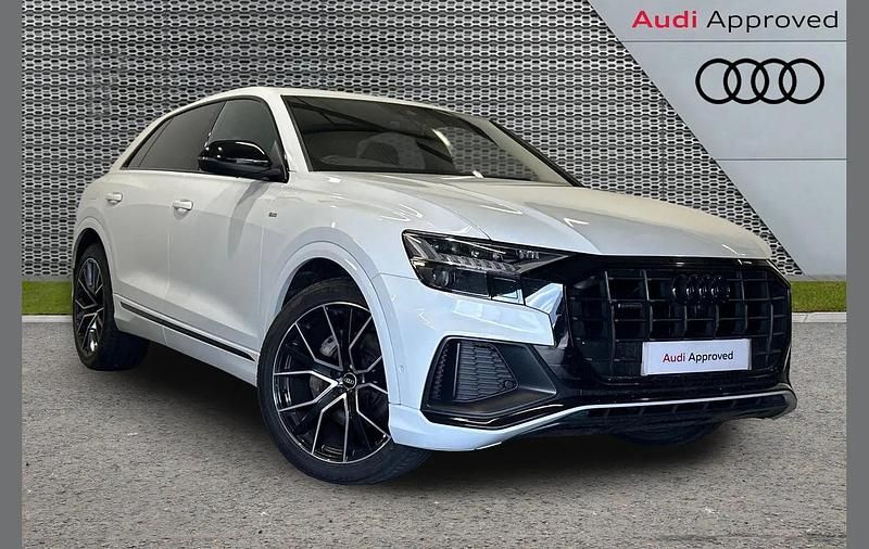 Used Audi Q8 Black Edition 281 HP (206 kW) 2021 White SUV