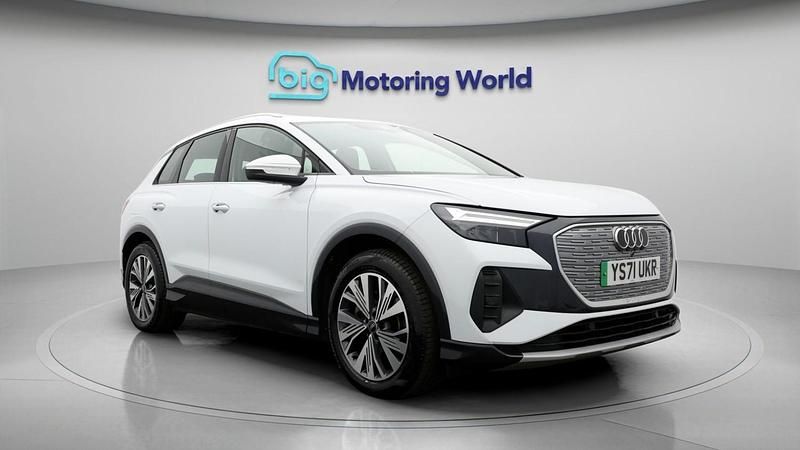 Used Audi Q4 e-tron Sport 150 kW (204 HP) 2022 White SUV