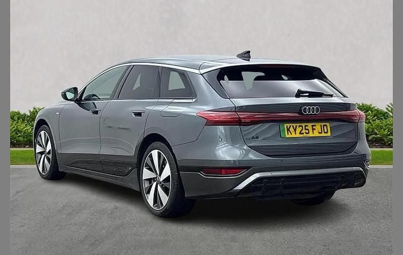 Used Audi e-tron S-Line 269 kW (367 HP) 2025 Grey SUV