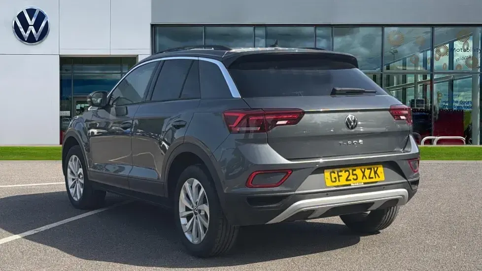 Used VW T-Roc Match 150 HP (110 kW) 2025 Grey SUV